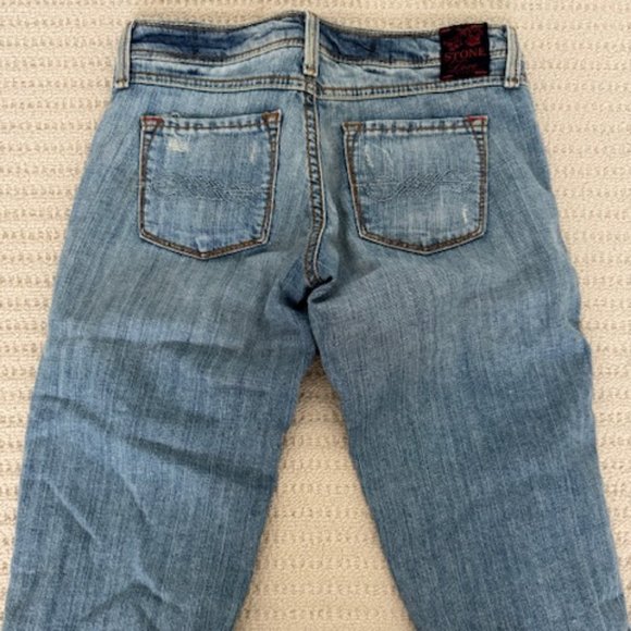 Women's Capri Jeans - Size 0 - Picture 2 of 3